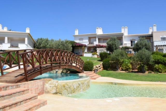Casa Violeta Villa Mexilhoeira Grande Dış mekan fotoğraf